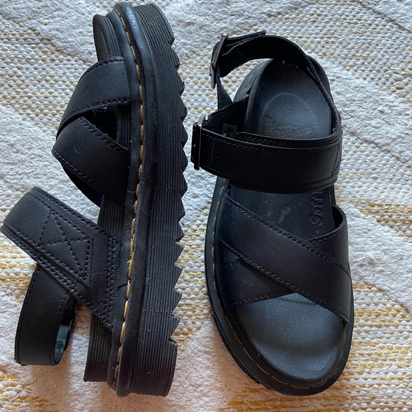 doc martens platform sandals - Picture 4 of 11